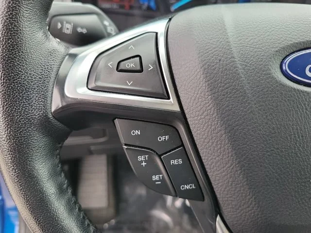 Used 2024 Blue Ford SEL image 29