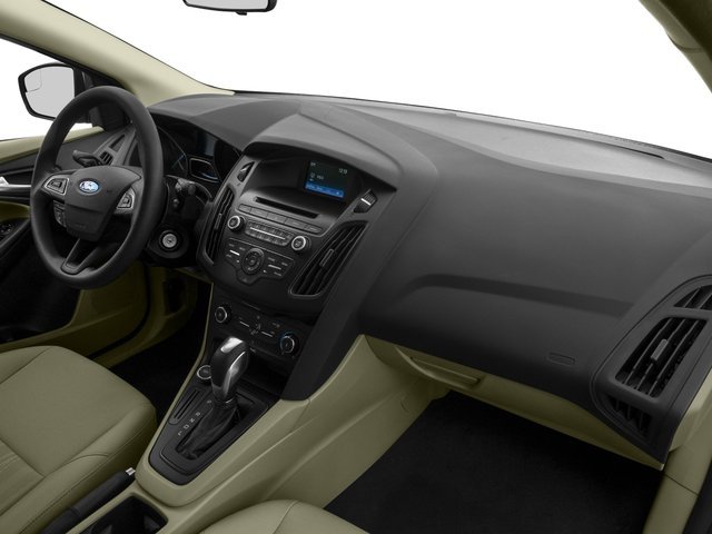 Used 2017 Oxford White Ford SE image 19