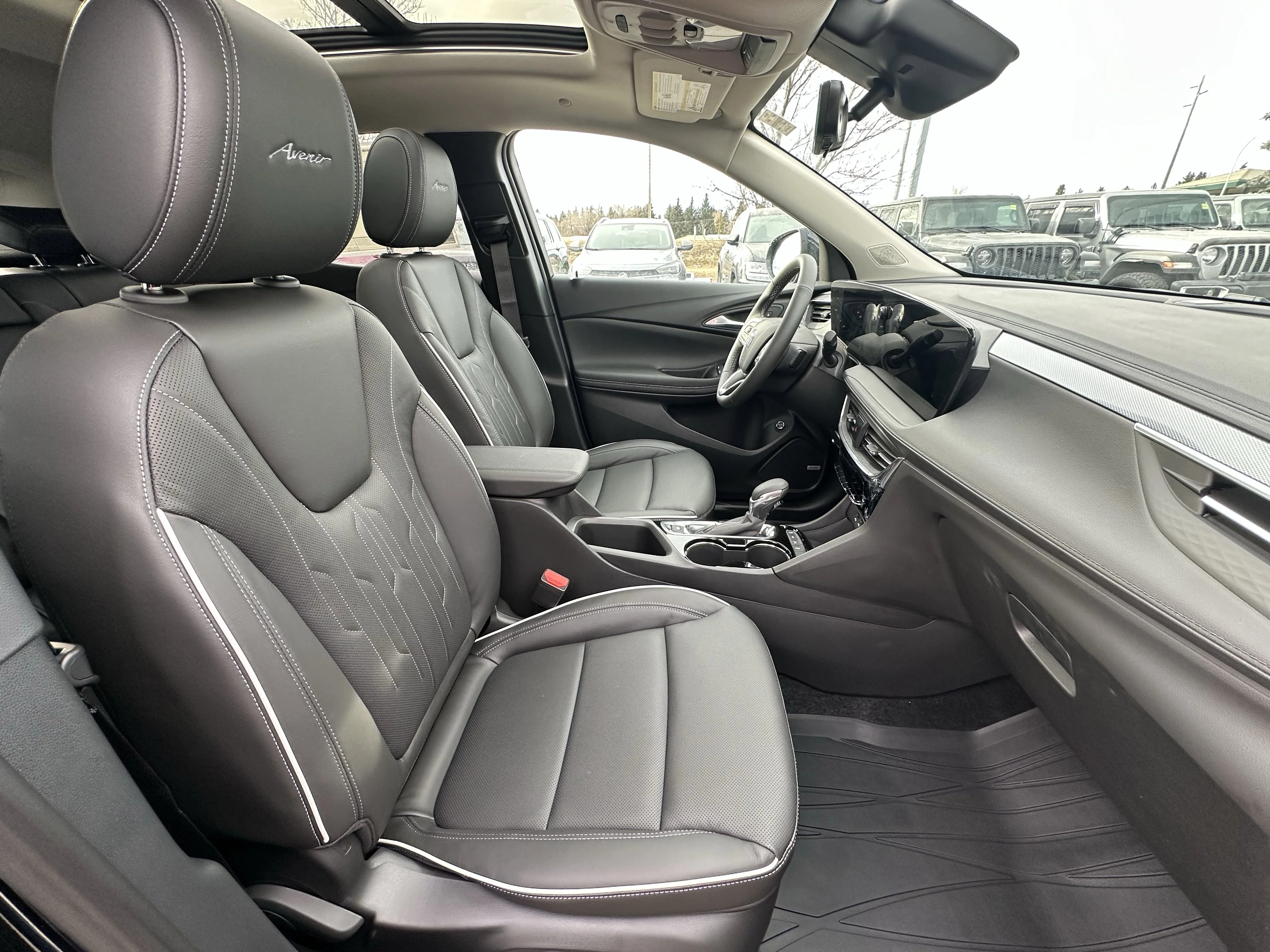 New 2026 Ebony Twilight Metallic Buick Avenir image 19
