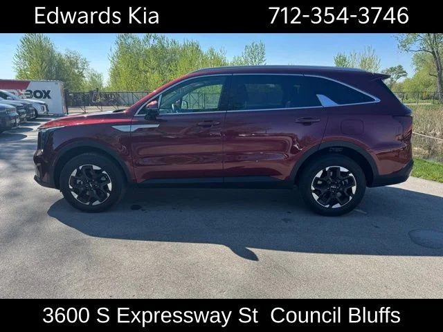 2025 Kia Sorento S - Photo 7