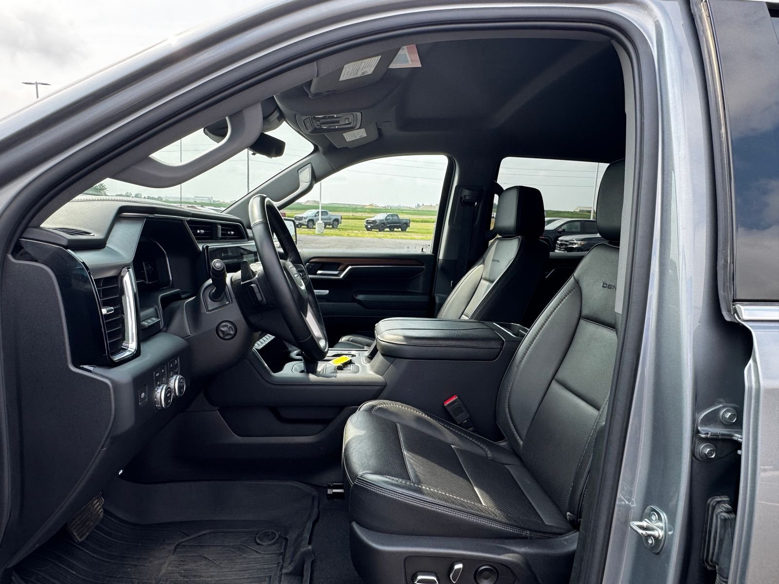 Used 2023 Sterling Metallic GMC Denali image 13
