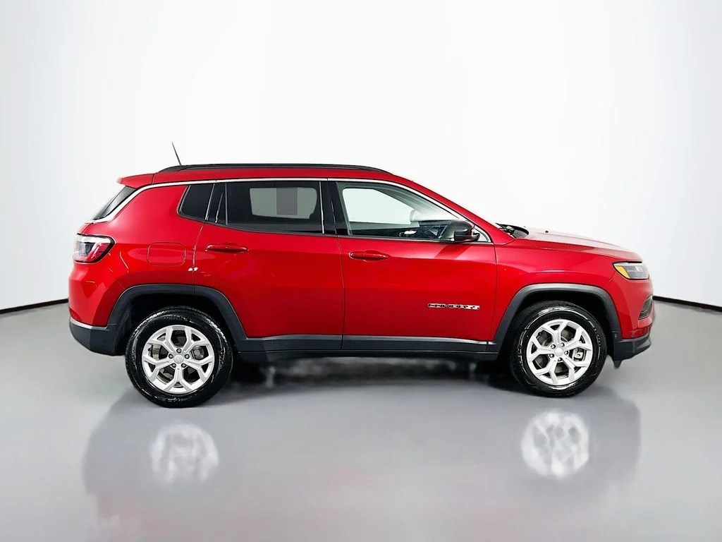 Used 2024 Red Jeep Latitude image 8