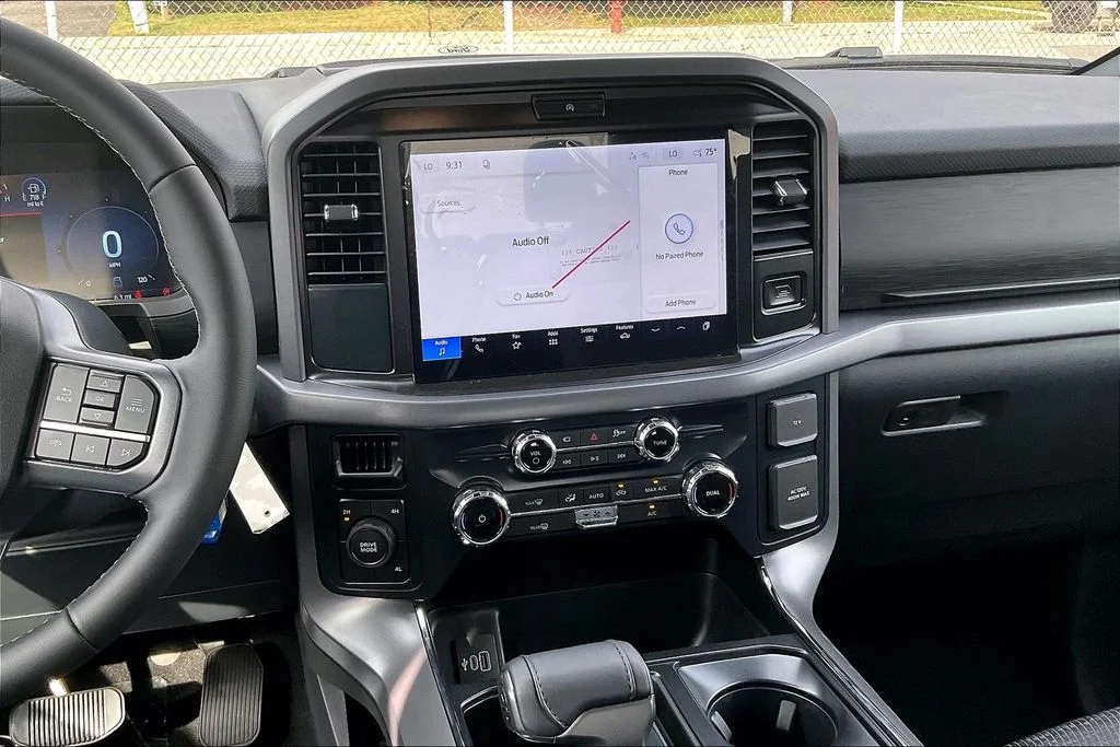 New 2026 White Ford XLT image 5