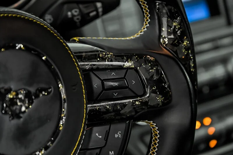 Used 2018 Shadow Black Ford GT Premium image 21