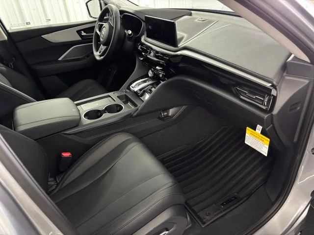 New 2026 Solar Silver Metallic Acura Base image 31