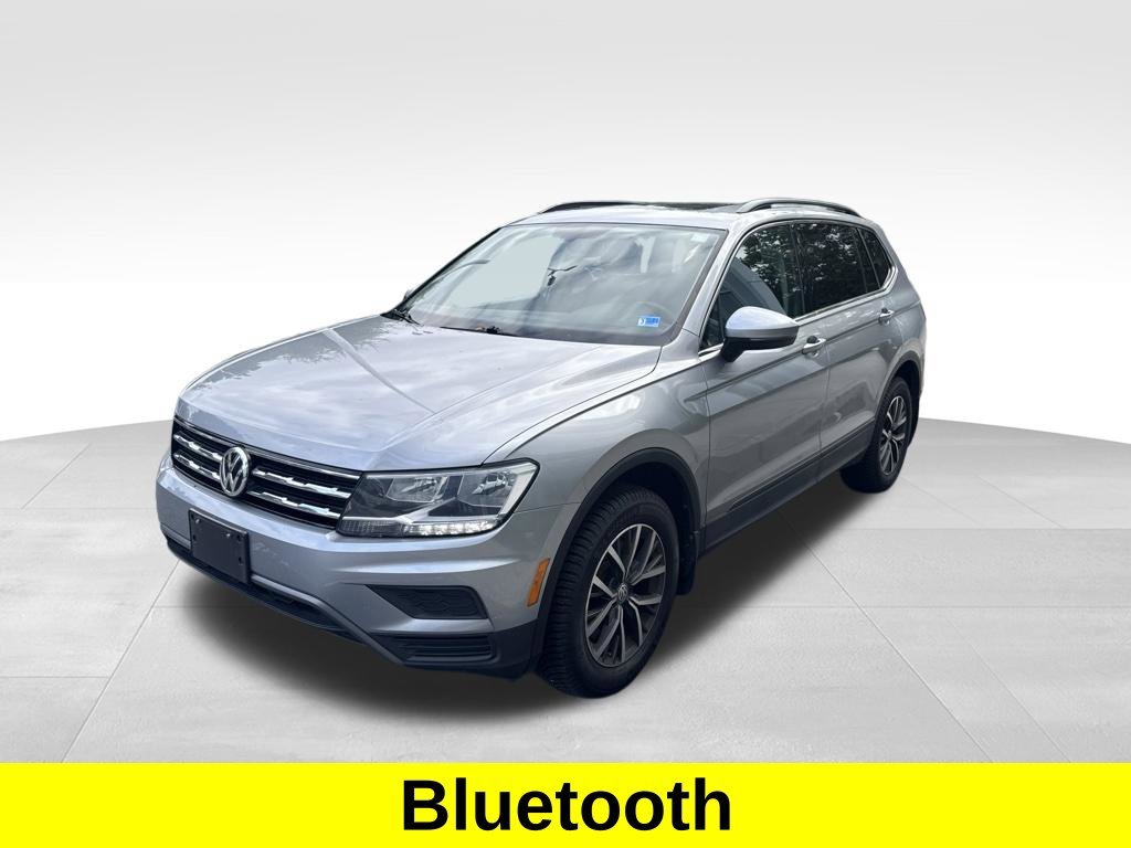 Used 2019 Pyrite Silver Metallic Volkswagen 2.0T SE image 2