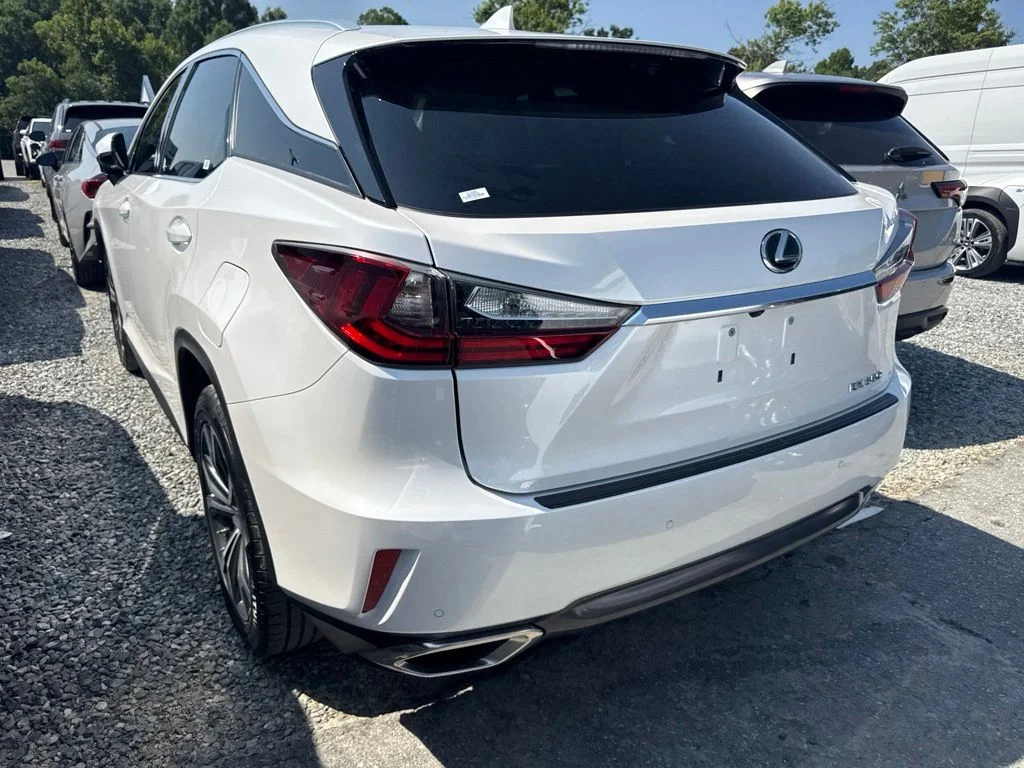 Used 2017 White Lexus 350 image 5