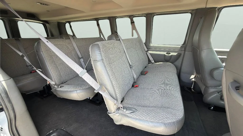 Used 2025 Summit White Chevrolet 1LT image 29