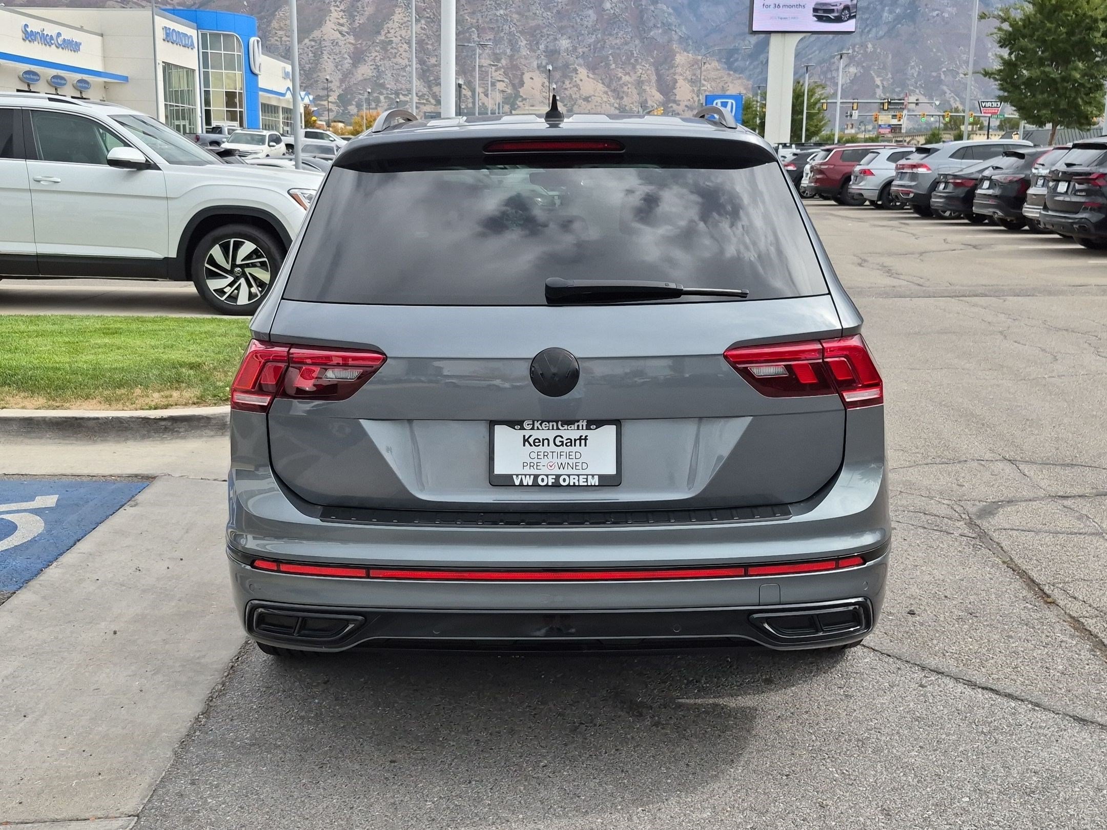 Certified Used 2024 Platinum Gray Metallic Volkswagen SE R-Line Black image 5