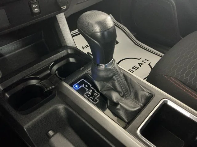 Used 2017 Black Toyota SR5 image 17