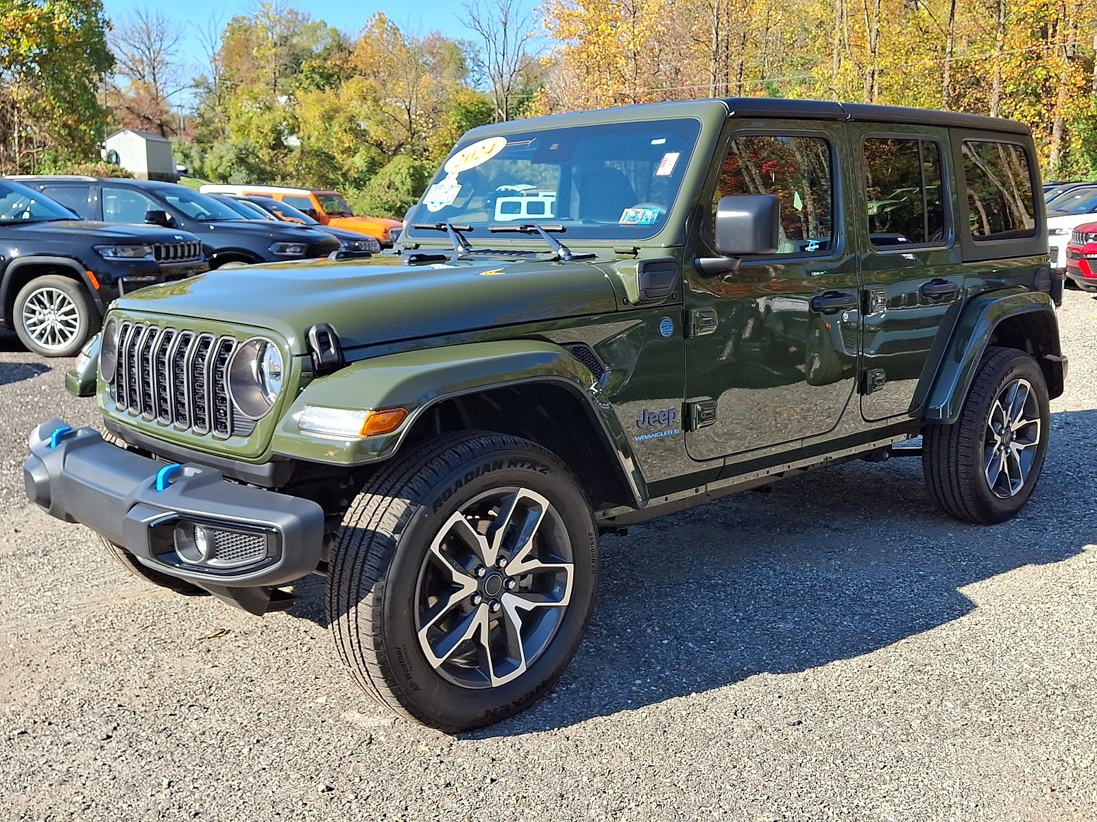 Used 2024 Sarge Green Clearcoat Jeep Sport S image 3