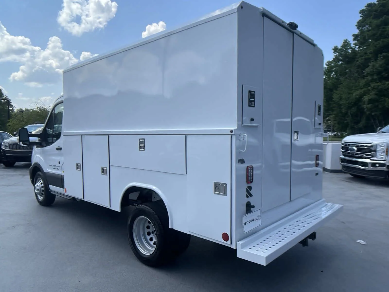 New 2024 Oxford White Ford  image 7