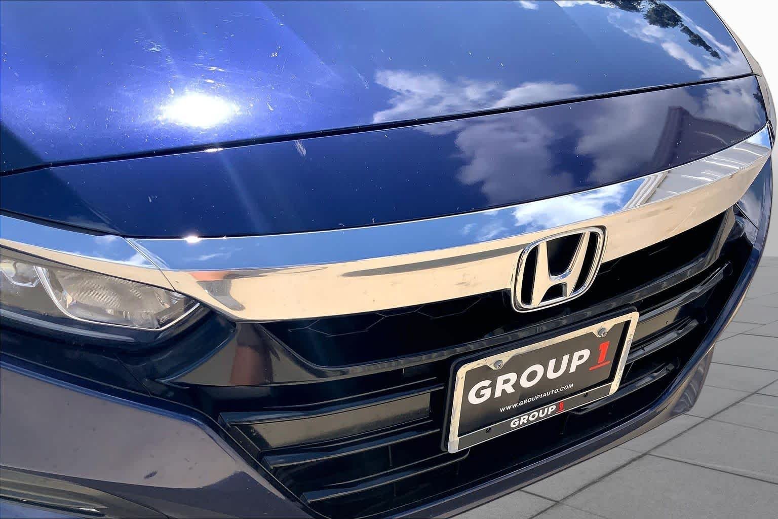 Used 2020 Obsidian Blue Pearl Honda EX-L image 29