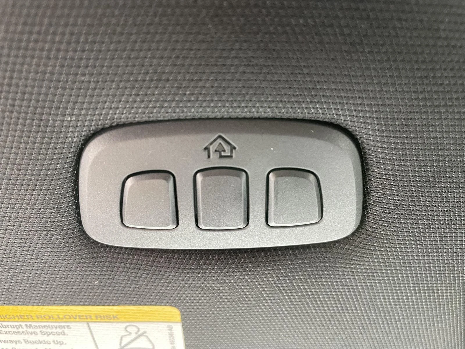 New 2026 Carbonized Gray Metallic Ford Tremor image 32