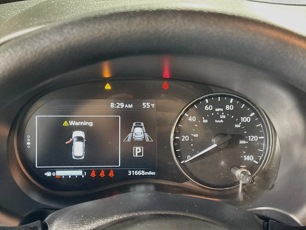 Used 2023 Gray Nissan SV image 14