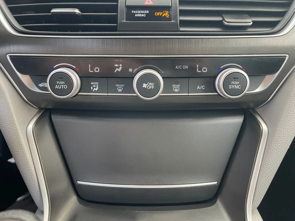 Certified Used 2018 Modern Steel Metallic Honda LX 1.5T image 11