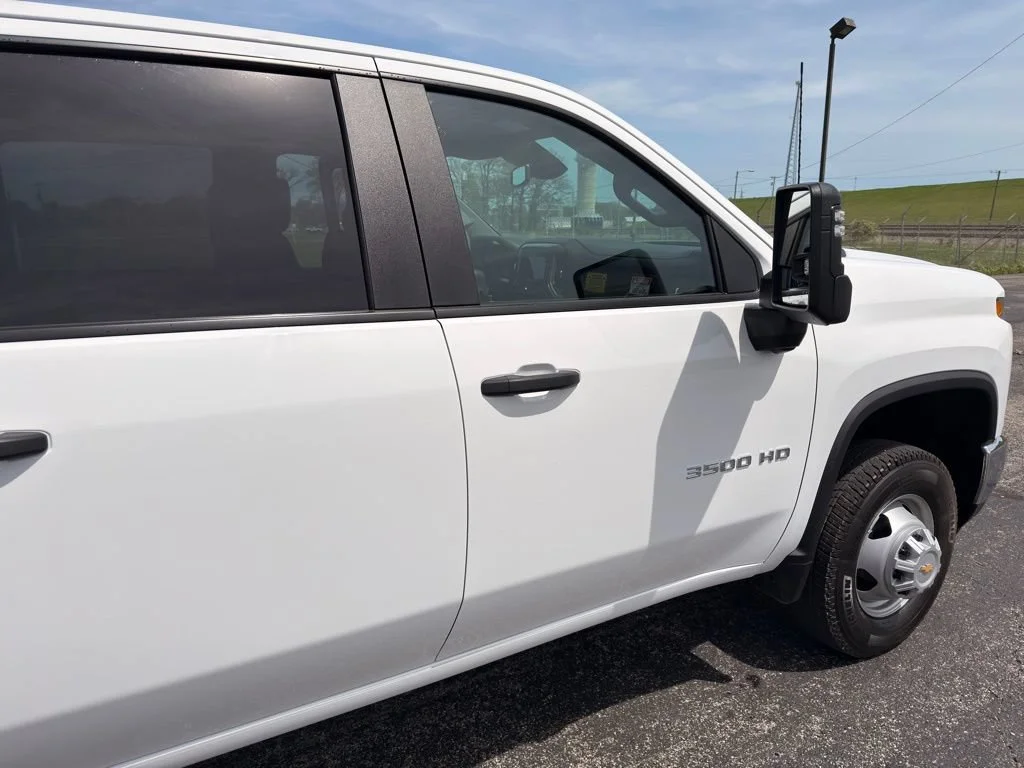 New 2025 Summit White Chevrolet Work Truck image 5