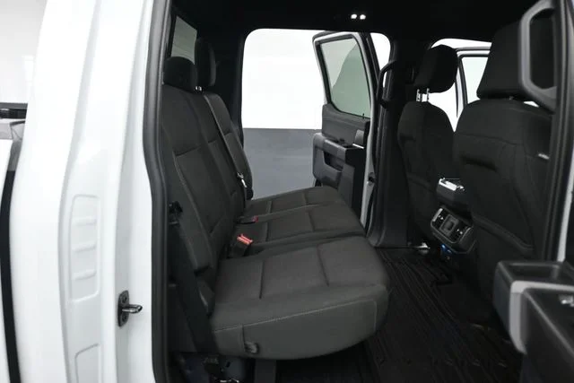 Certified Used 2024 Avalanche Ford XLT image 25