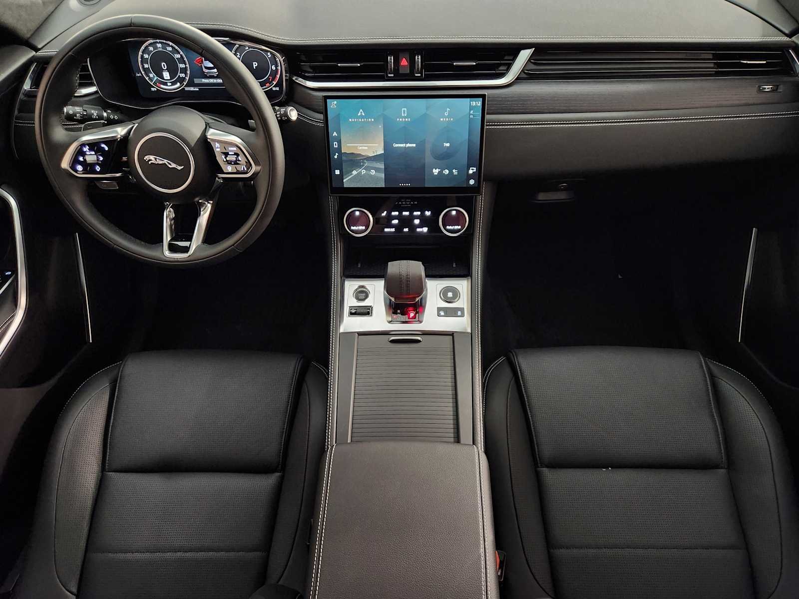 2026 Jaguar F-Pace R-Dynamic S - Photo 4