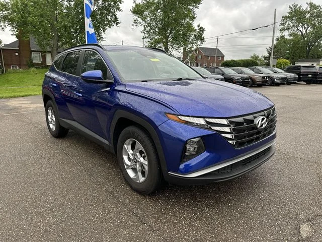 Used 2024 Blue Hyundai SEL image 11