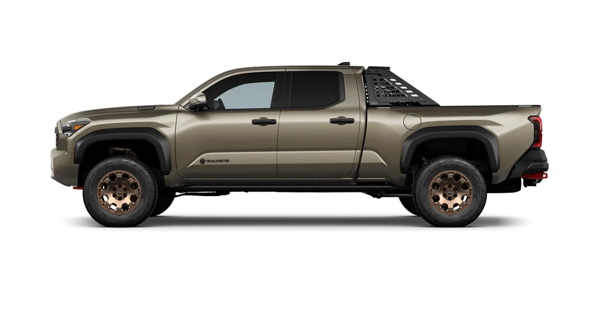 New 2026 Bronze Oxide Toyota Trailhunter image 4