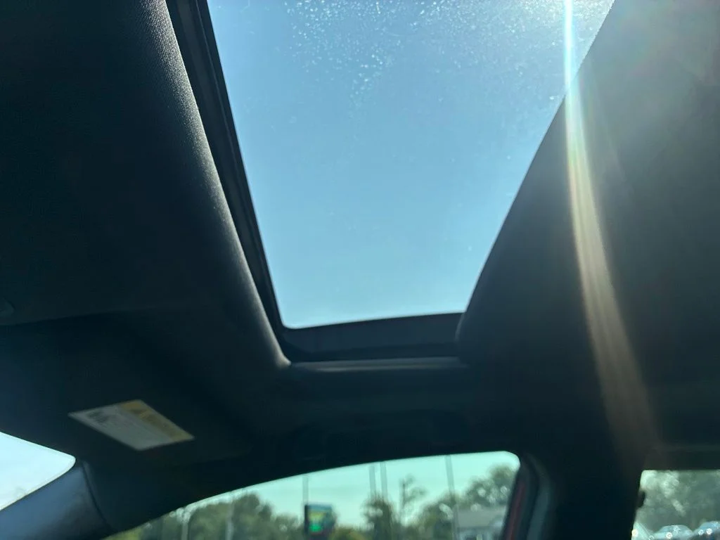 Used 2019 Red Honda Sport Touring image 18