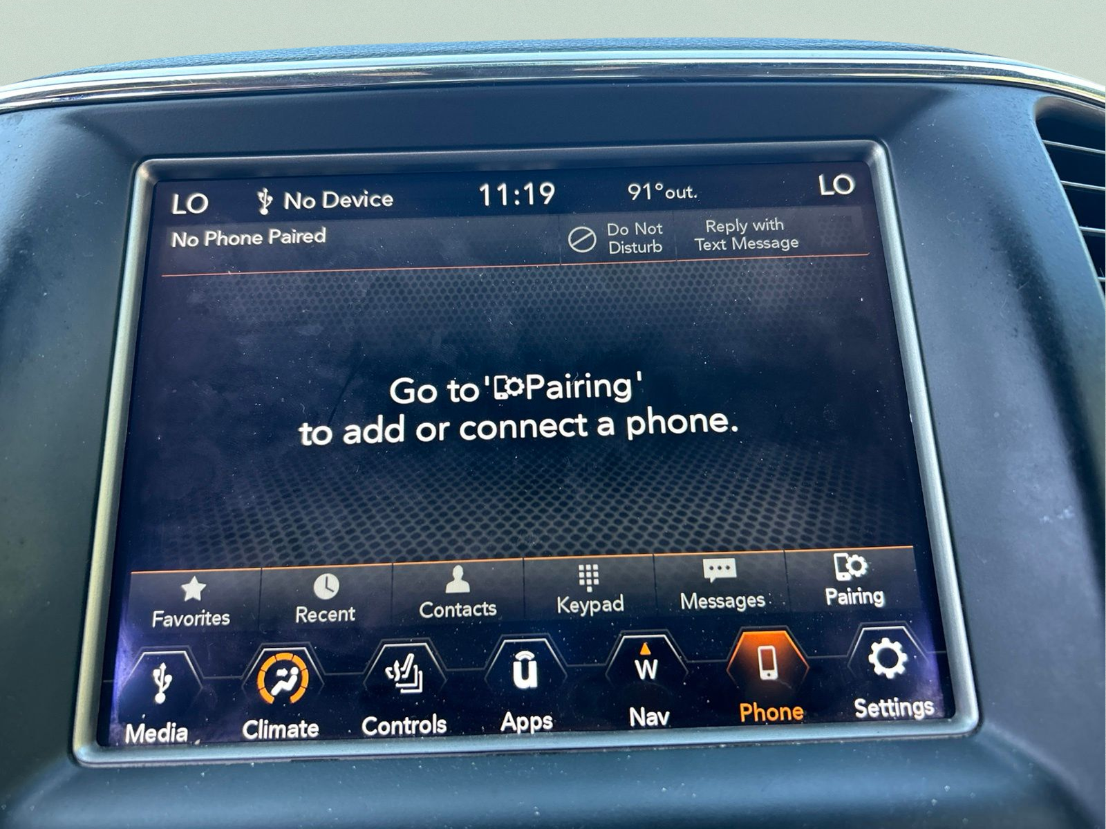Used 2018 Black Jeep Altitude image 29