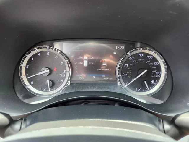 Used 2022 Gray Toyota XLE image 38