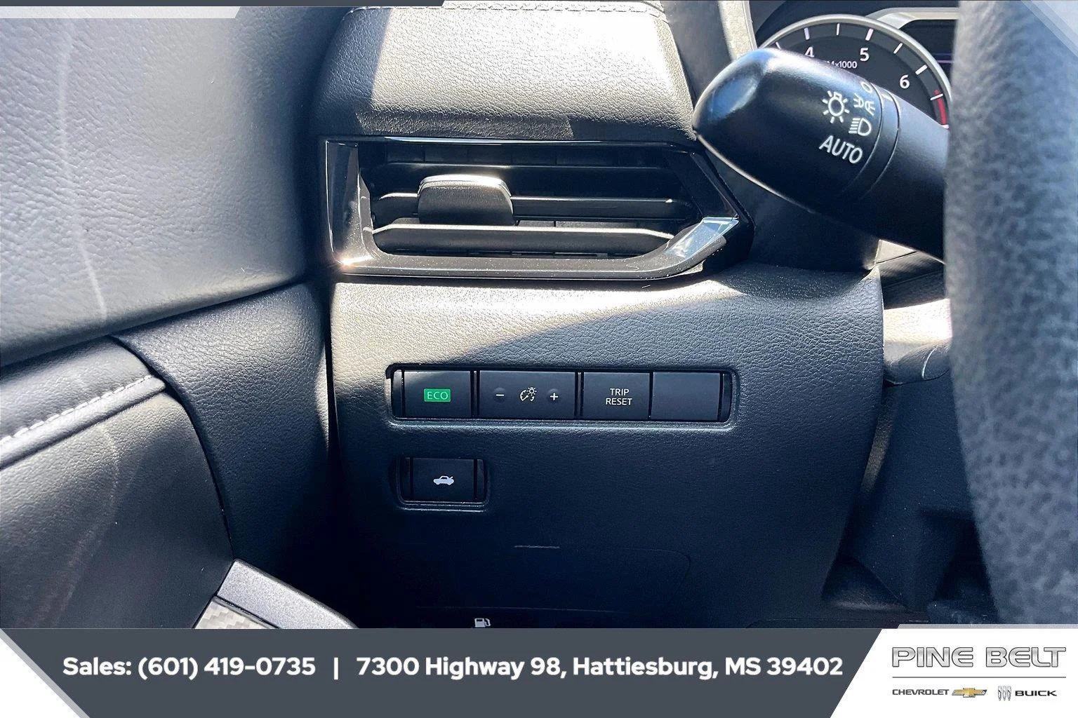 Used 2024 Electric Blue Metallic Nissan SV image 22