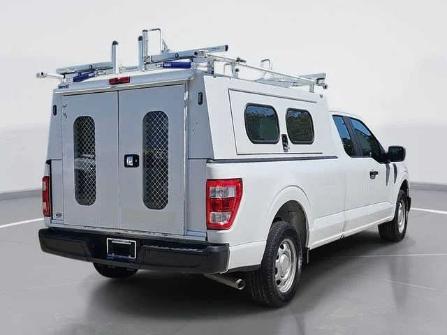 Used 2022 White Ford XL image 7