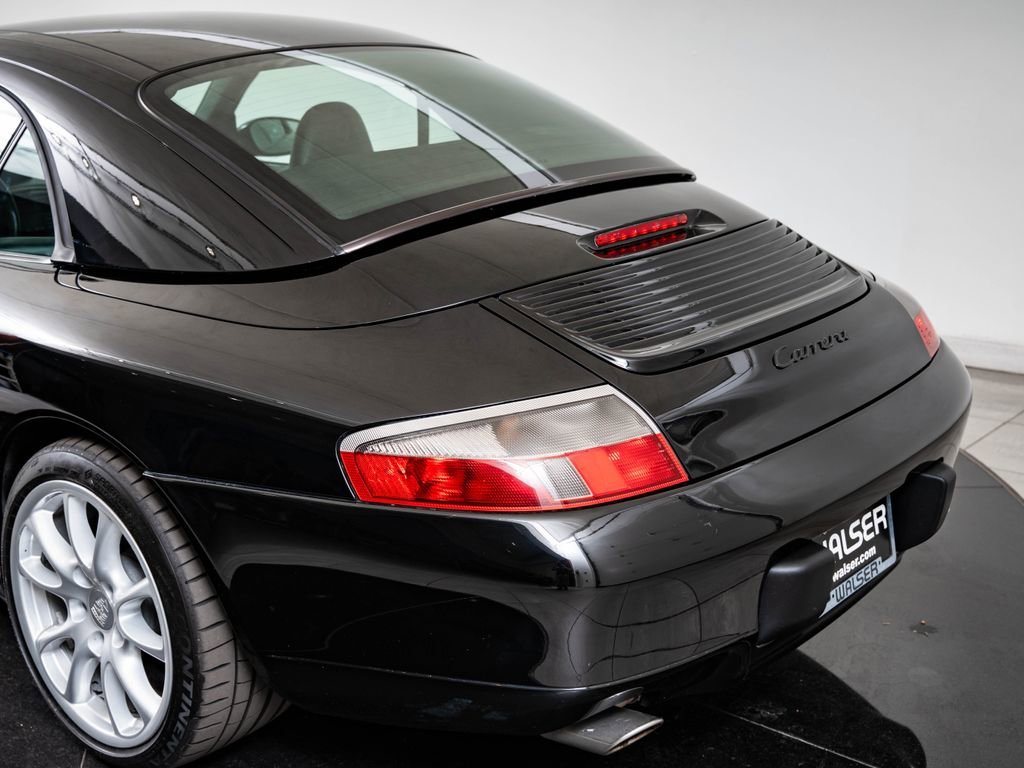 Used 2001 Black Porsche Carrera image 18