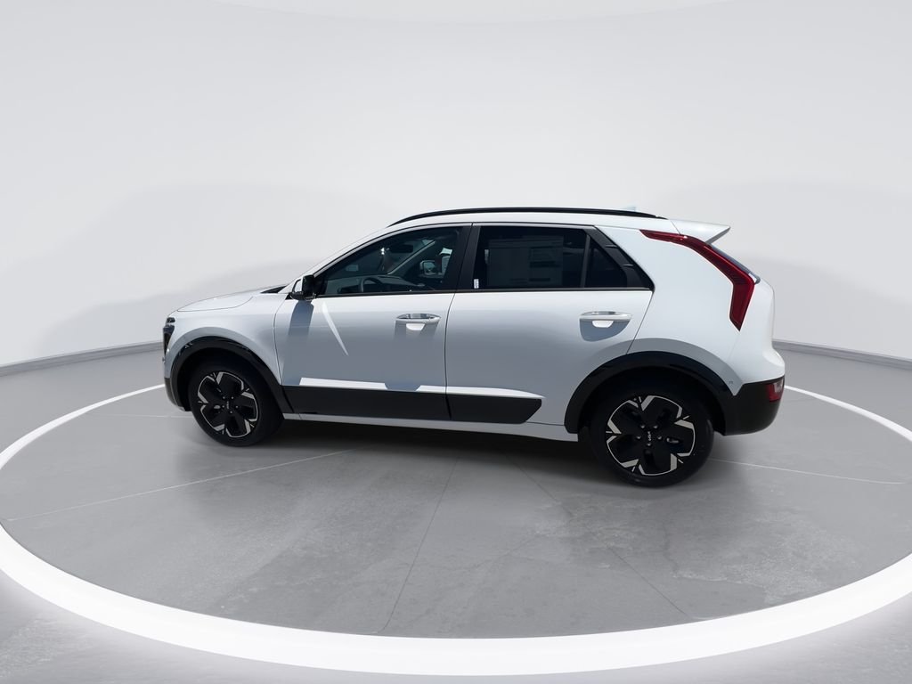 New 2026 White Kia Wave image 5