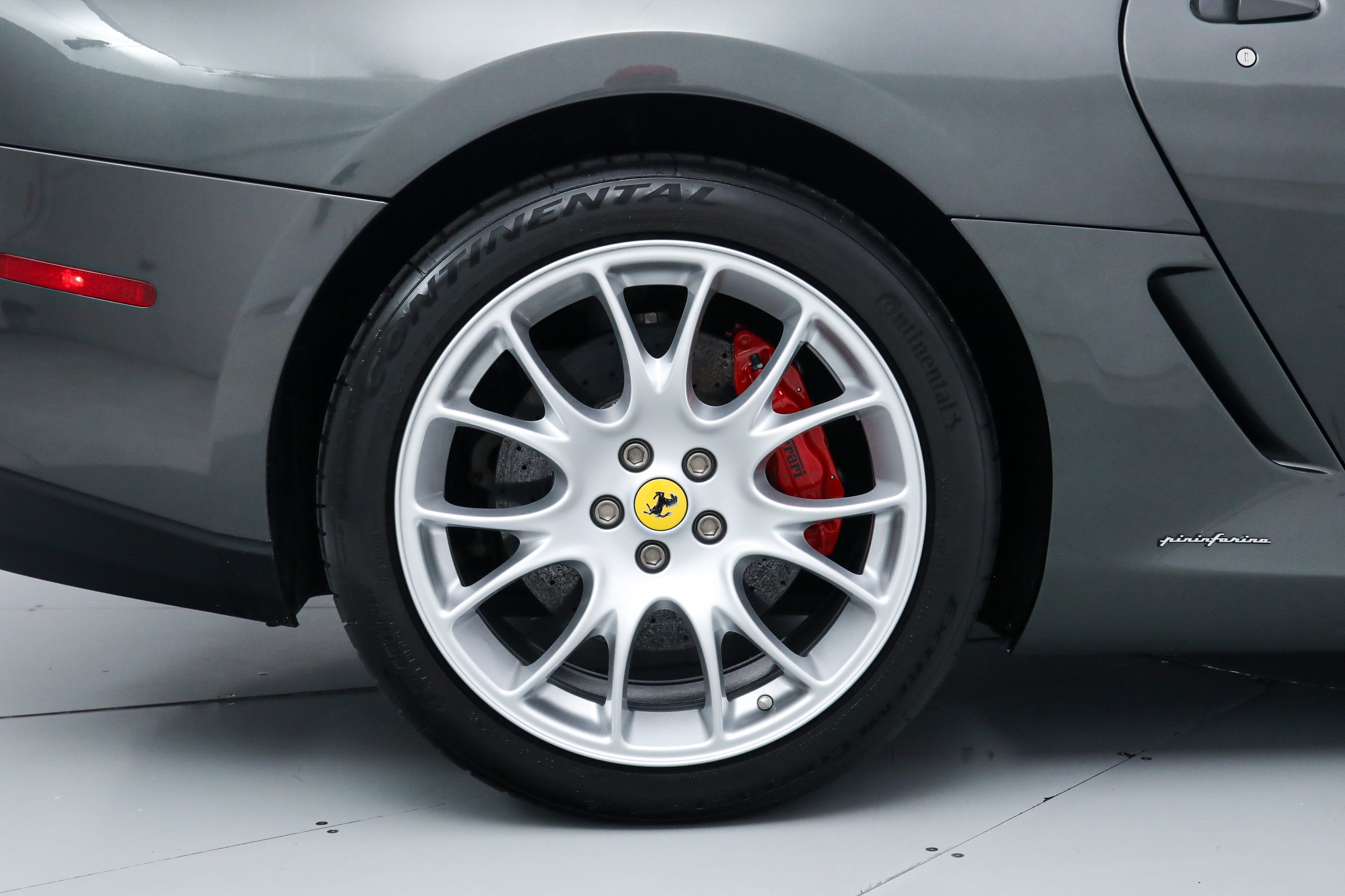 Used 2009 Gray Ferrari  image 42