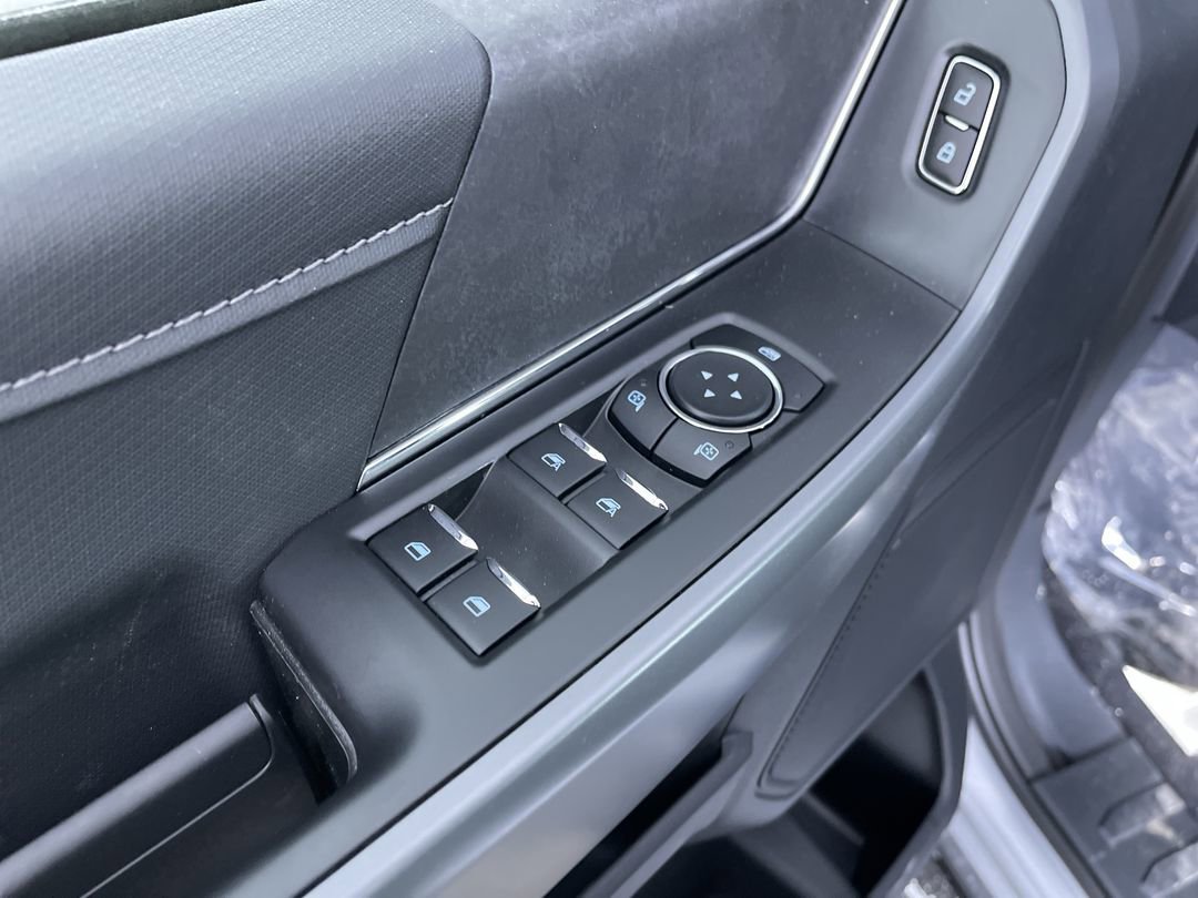 2025 Ford F-150 XLT - Photo 14