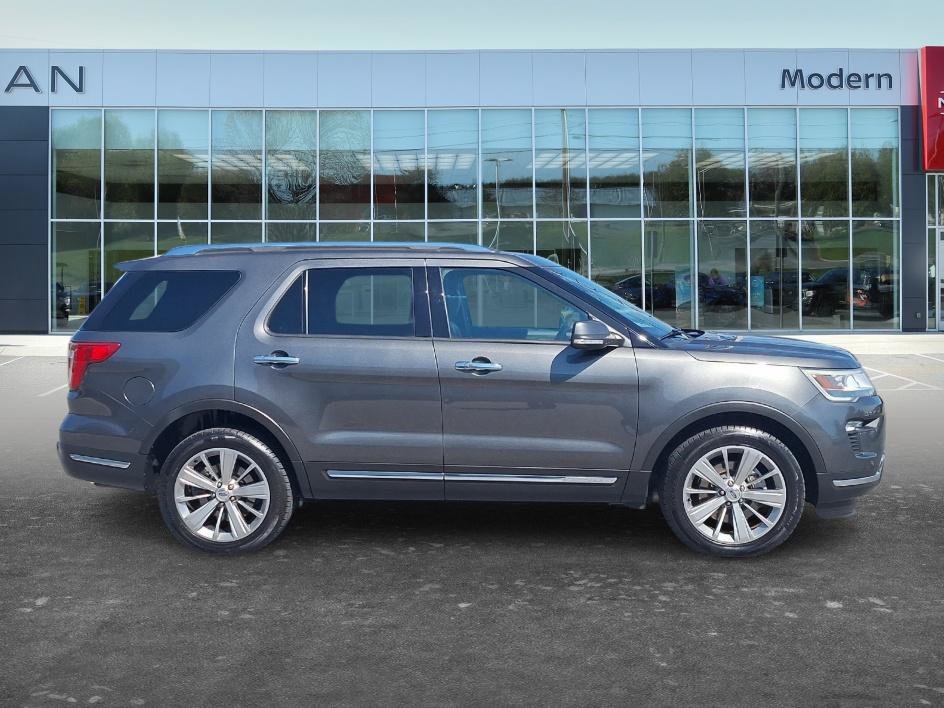 Used 2019 Magnetic Metallic Ford Limited image 4
