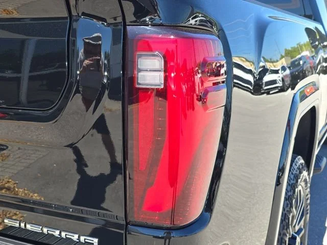 2025 GMC Sierra 2500HD Denali - Photo 10
