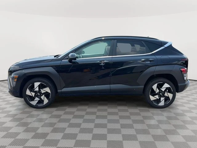 Used 2024 Black Hyundai Limited image 5