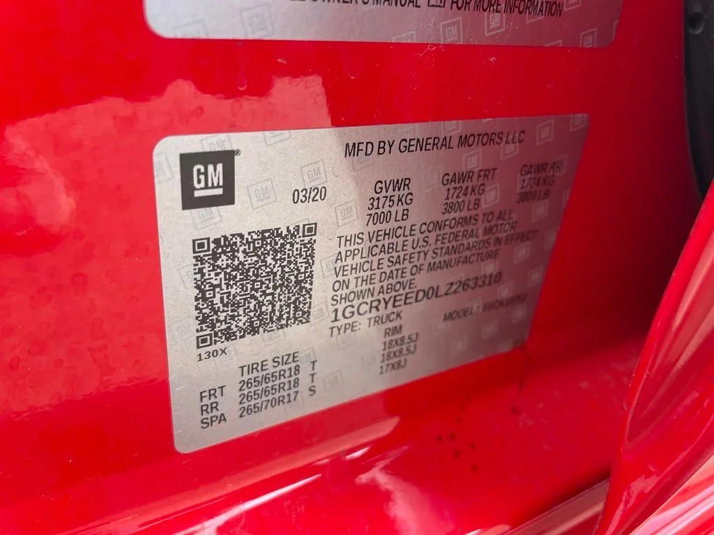 Used 2020 Red Chevrolet RST image 33