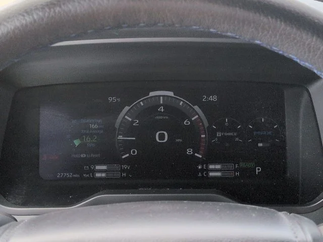 Certified Used 2025 Lunar Rock Toyota Platinum image 29