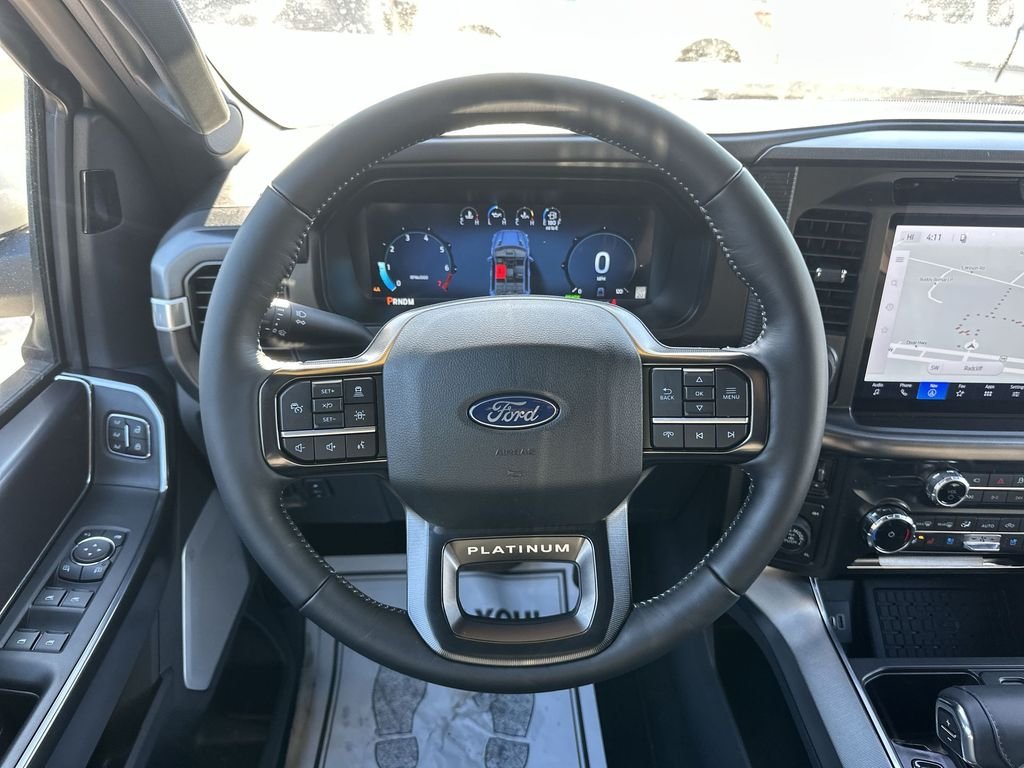New 2026 Star White Metallic Tri-Coat Ford Platinum® image 14
