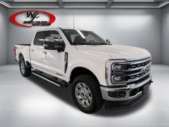 New 2026 Star White Metallic Tri-Coat Ford F-350® Lariat® image 22