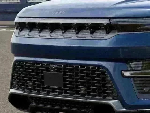 New 2026 Fathom Blue Pearl-Coat Exterior Paint (Late Availability) Jeep Upland image 40