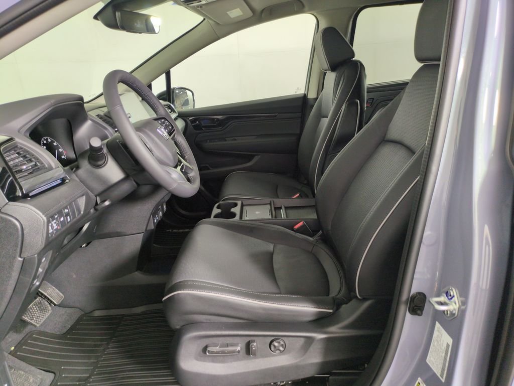 New 2026 Sonic Gray Pearl Honda Elite image 9