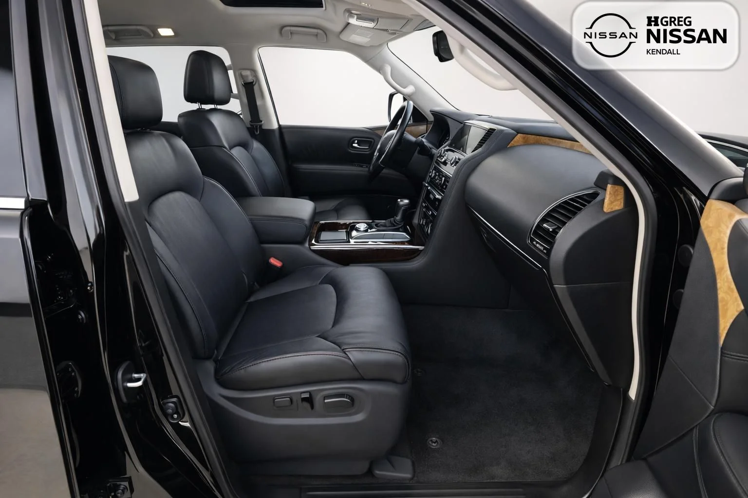 Used 2021 Black Nissan SL image 10