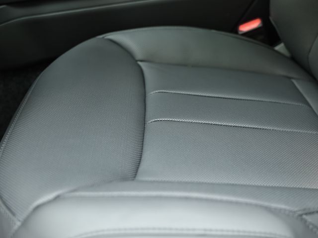 New 2026 Santorini Black LAND ROVER SE image 26