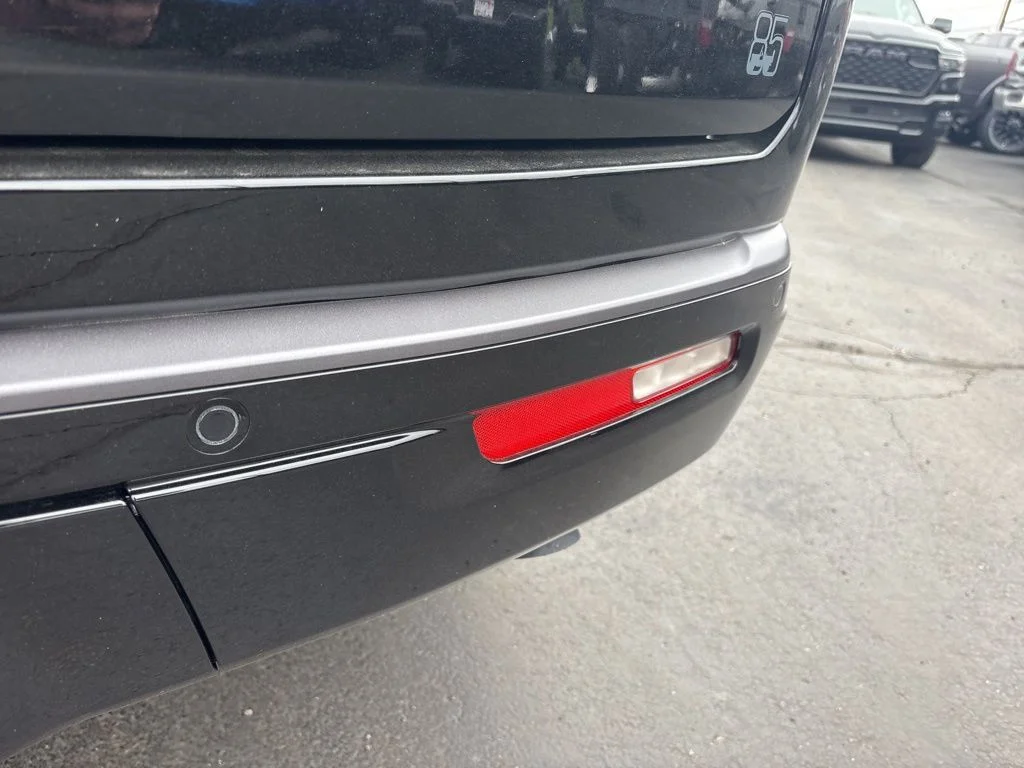 New 2026 High Gloss Black Exterior Paint Jeep Grand Wagoneer image 15