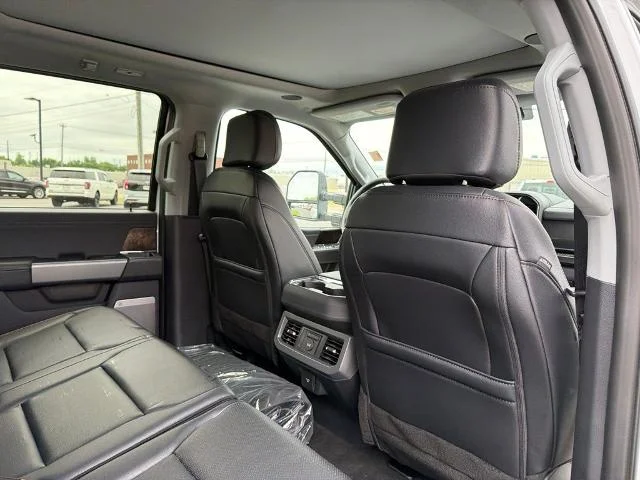 New 2026 Oxford White Ford F-250® Lariat® image 29