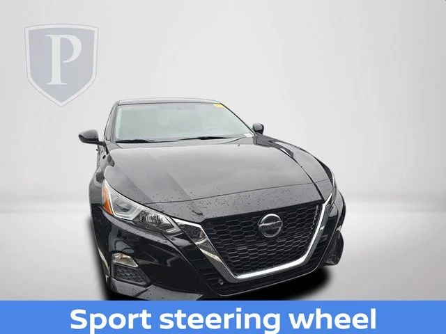 Used 2020 Black Nissan 2.5 S image 13