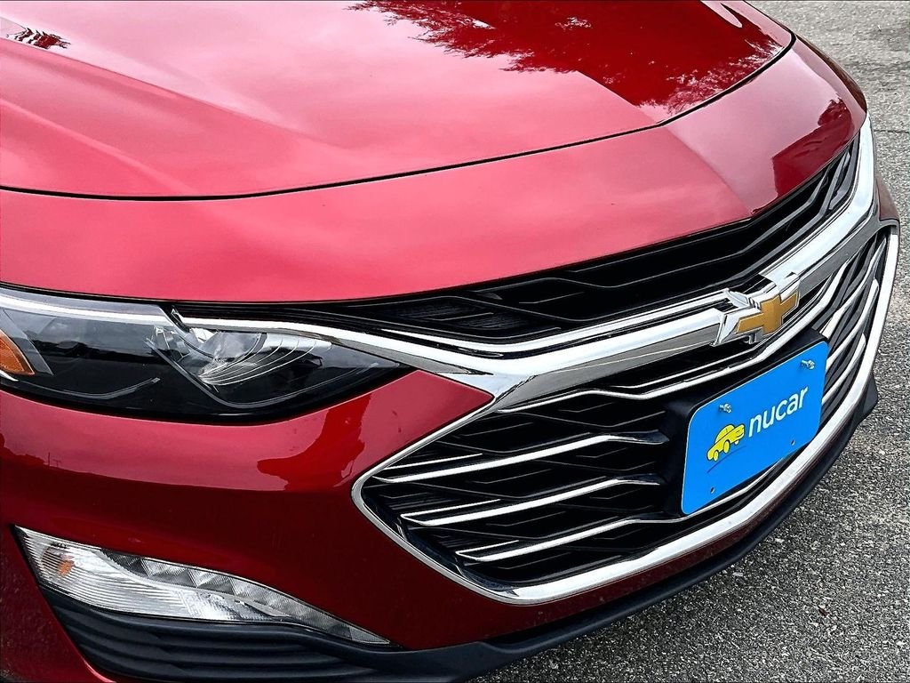 Used 2024 Red Chevrolet LT image 32