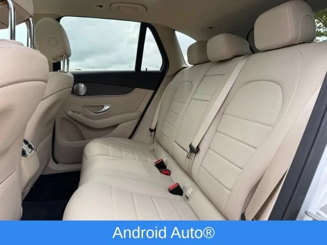 Used 2020 Silver Mercedes-Benz 4MATIC® image 26